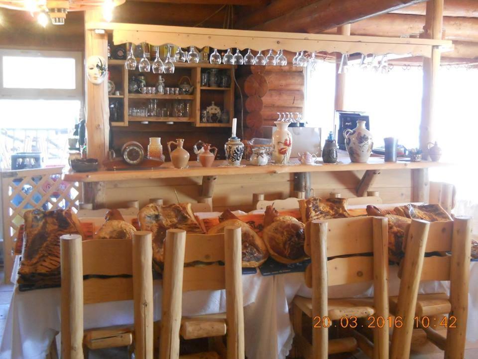 Rönk-wellness panzió Mezőpeterd Acomodação com café da manhã Exterior foto